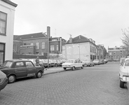 882113 Gezicht op een braakliggend terrein op het einde van de 1e Daalsedijk te Utrecht, dat tijdelijk in gebruik is ...